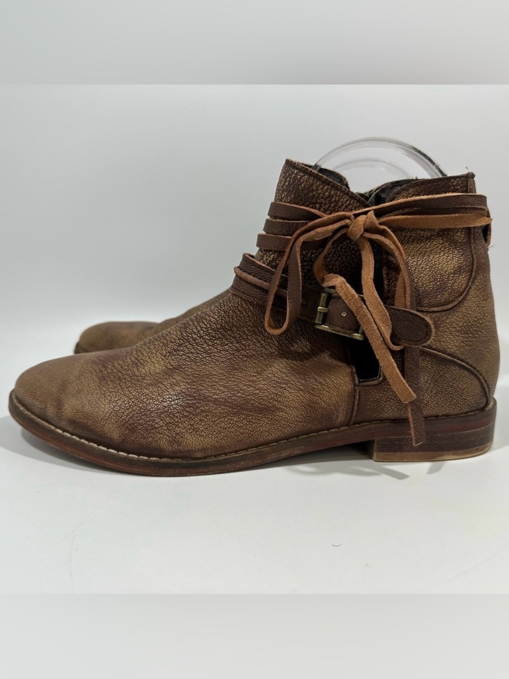 Free People Brown Leather Distressed Ankle Wrap Tie Boots Booties 37 Boho